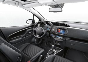 z29647720IH,Toyota-Yaris-III